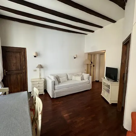 Colonna In Balestrari Рим